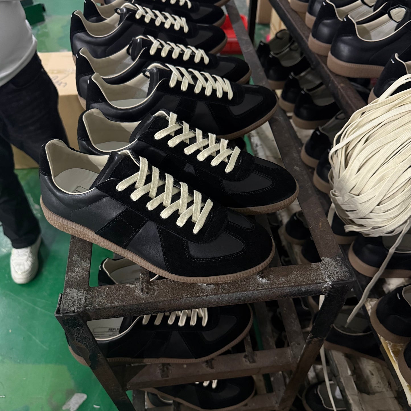 MM Gats (Black)
