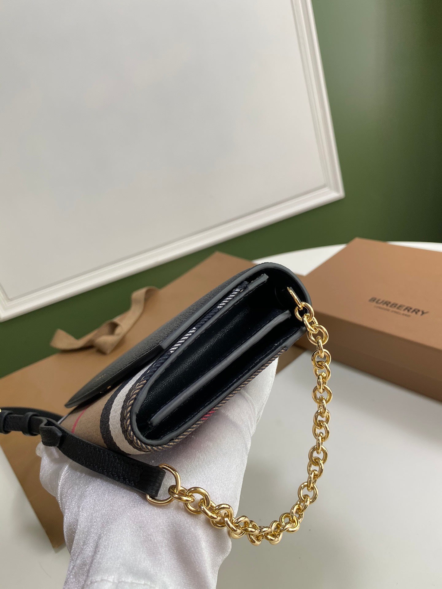 BB Hand Bag