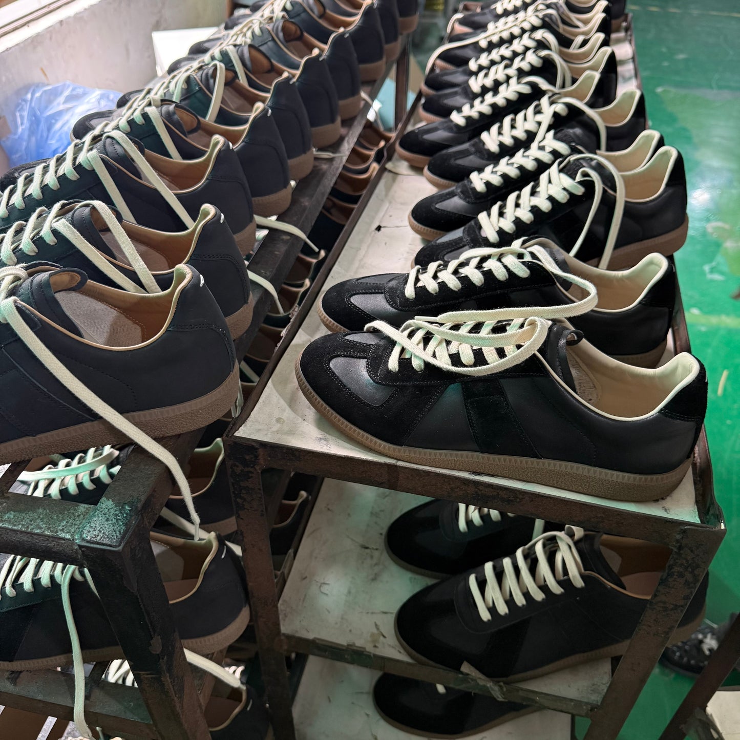 MM Gats (Black)